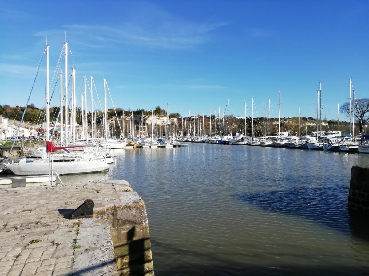 Chateau Des Salles Saint-Fort-sur-Gironde المظهر الخارجي الصورة
