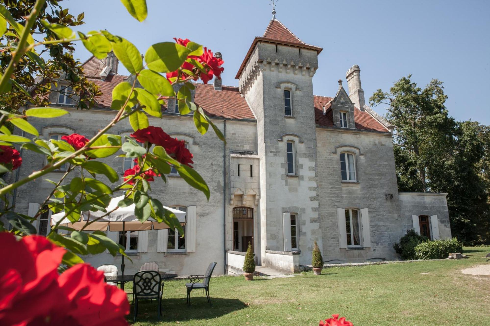 Chateau Des Salles Saint-Fort-sur-Gironde المظهر الخارجي الصورة