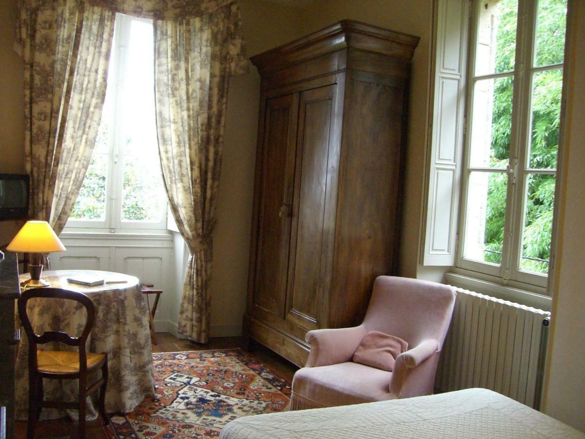 Chateau Des Salles Saint-Fort-sur-Gironde المظهر الخارجي الصورة