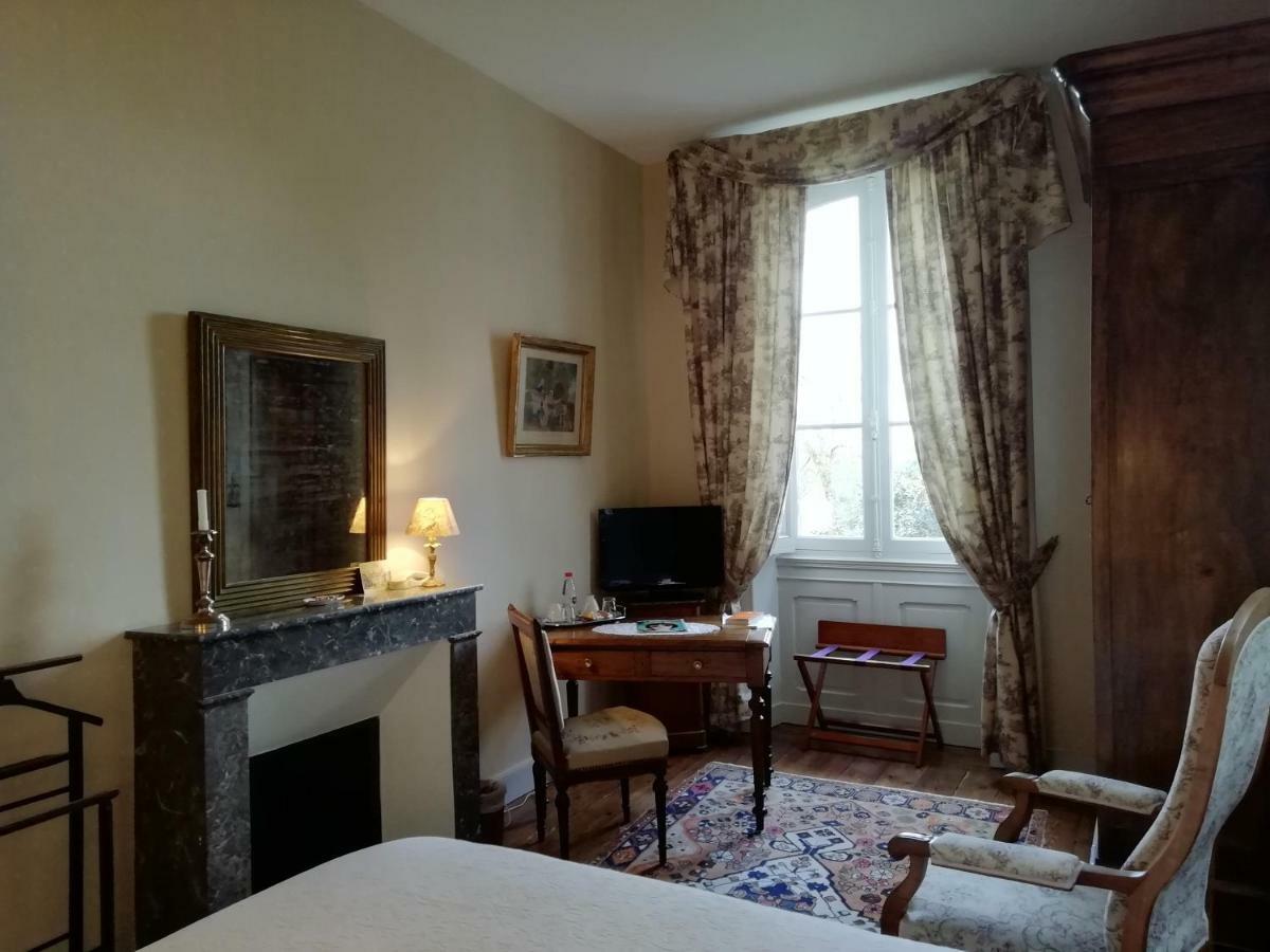 Chateau Des Salles Saint-Fort-sur-Gironde المظهر الخارجي الصورة
